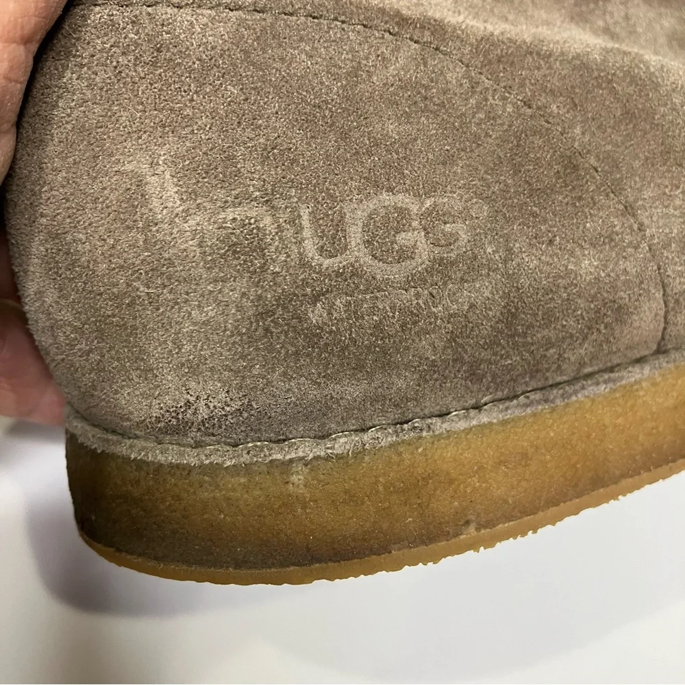 UGG Leighton taupe lace up chukka boots men’s size 13 waterproof business casual